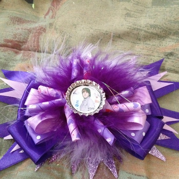 Justin Biber Hair Bow