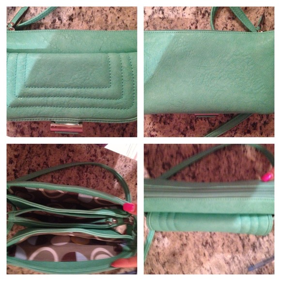 Sold- Scarf and purse - Picture 3 of 3