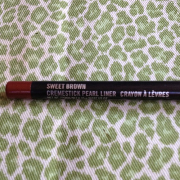 MAC AUTHENTIC CREMESTICK PEARL LINER LTD ED