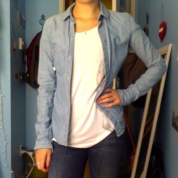 💋SOLD💋Aritzia chambray. XXS