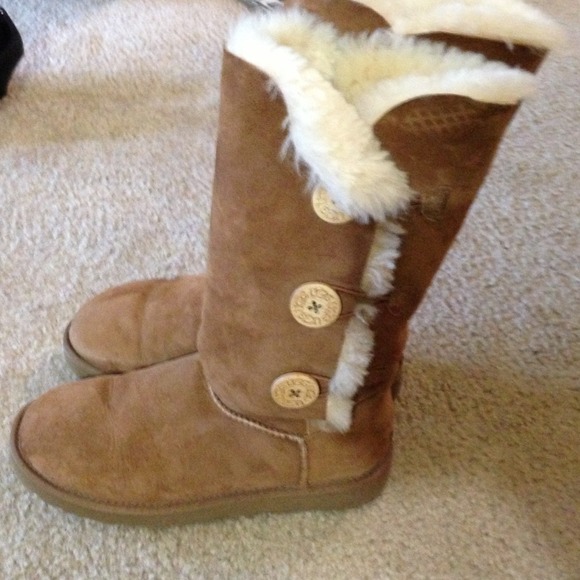 *🎊🎉SOLD🎊🎉**Genuine Beautiful UGGS!