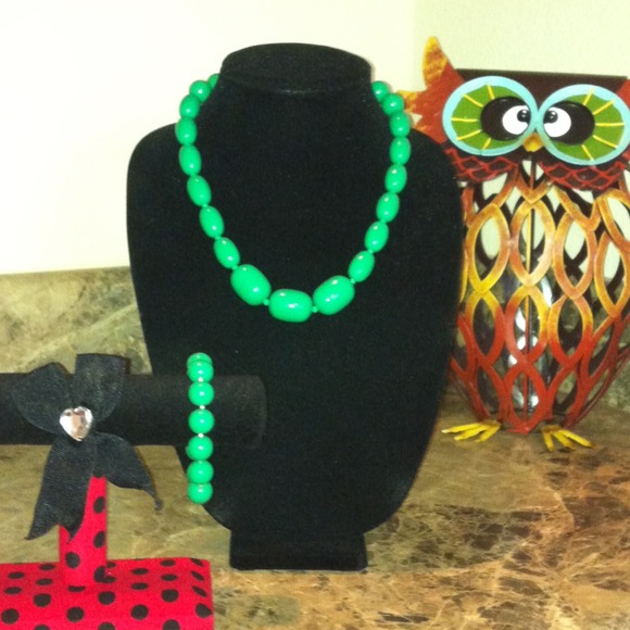 Fun necklace with matching bracelet