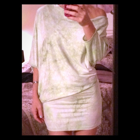 Cute Light Green Dress