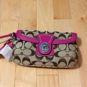 💥reduced💥Pink and Brown Coach Wristlet