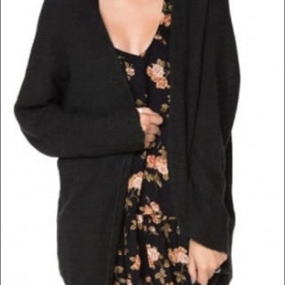 ❌SOLD❌Black Caroline Cardigan - Brandy Melville
