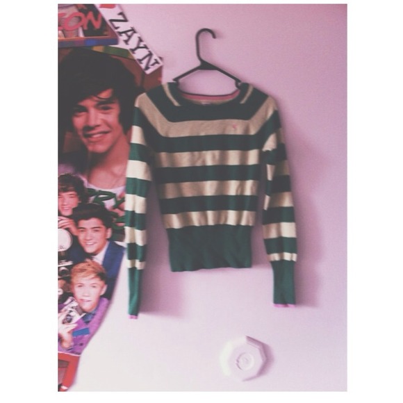 Green stripped sweater