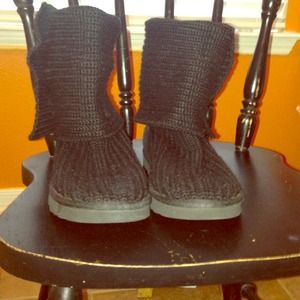 Black UGG Boots. EXCELLENT CONDITION
