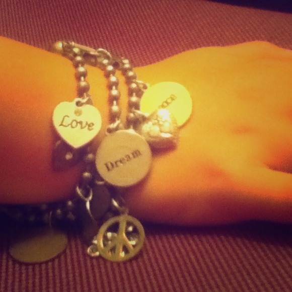 Charm bracelet