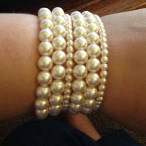 Faux Pearl Bracelet set