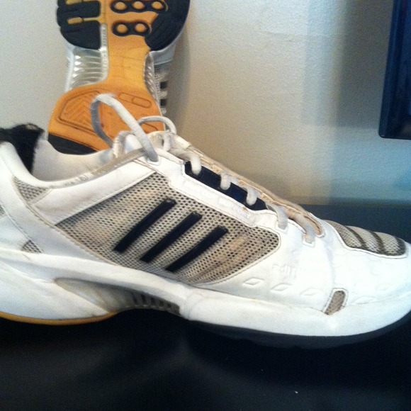 Ladies black & white sneakers - Picture 3 of 4