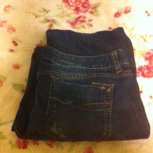 DKNY jeans😋Hold