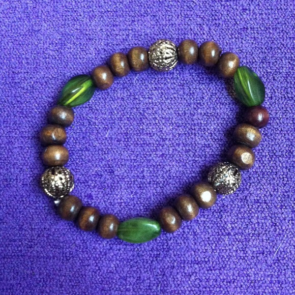 Wooden bead bracelet