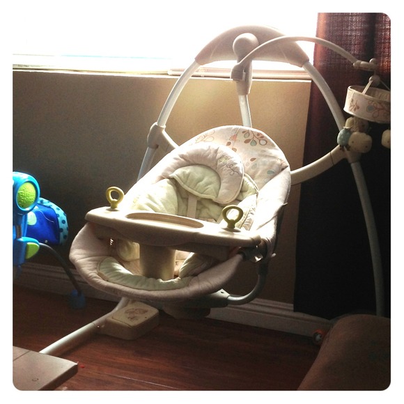 Garaco baby swing