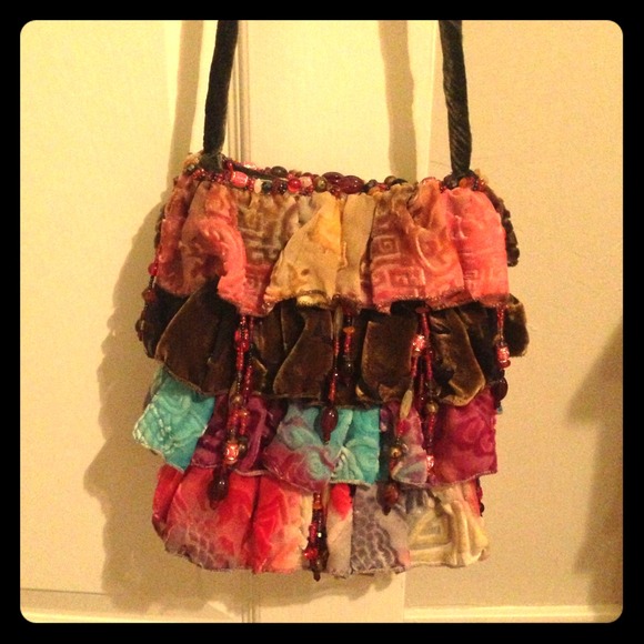 🎉 Reduced🎉 Authentic Mary Frances Layered Bag - Picture 1 of 4
