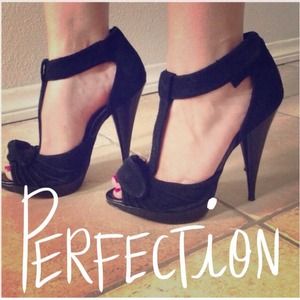 🎉HOST PICK🎉 Steve Madden Heels