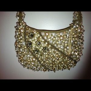 Sea of Pearls Mary Frances Hand Bag