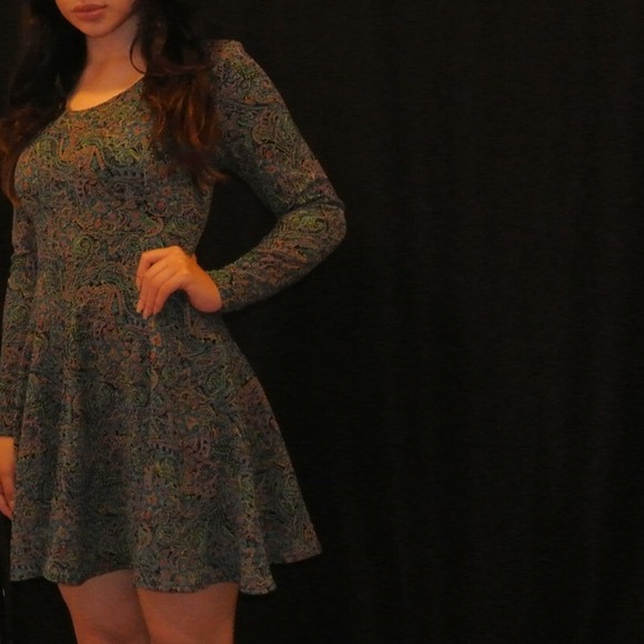 Baby doll/skater dresses - Picture 2 of 2