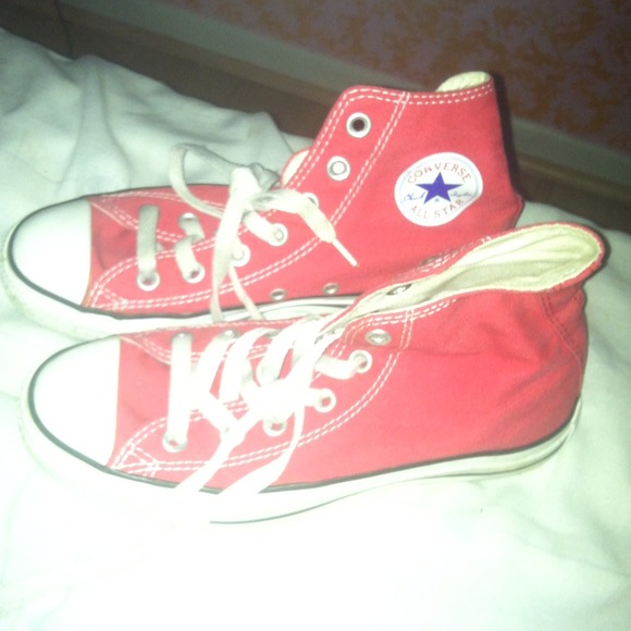 Red high top converse!