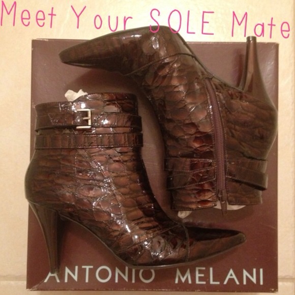 Antonio Melani Shoes - SALE🎉💟2X•HP {Antonio Melani} WOW Ankle Boots