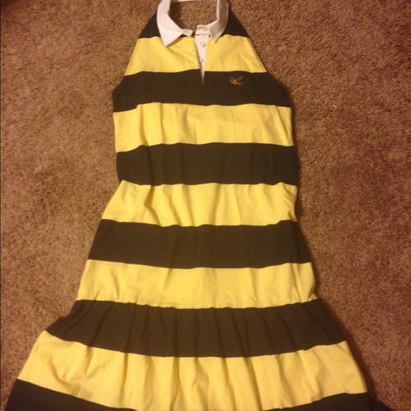 ✂️✂️New halter style dress,  new w/o tags- Reduced