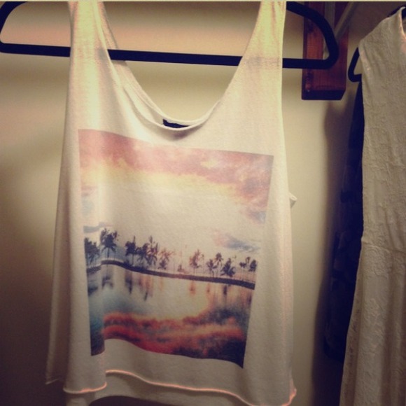 Hipster graphic cropped loose tank super cute