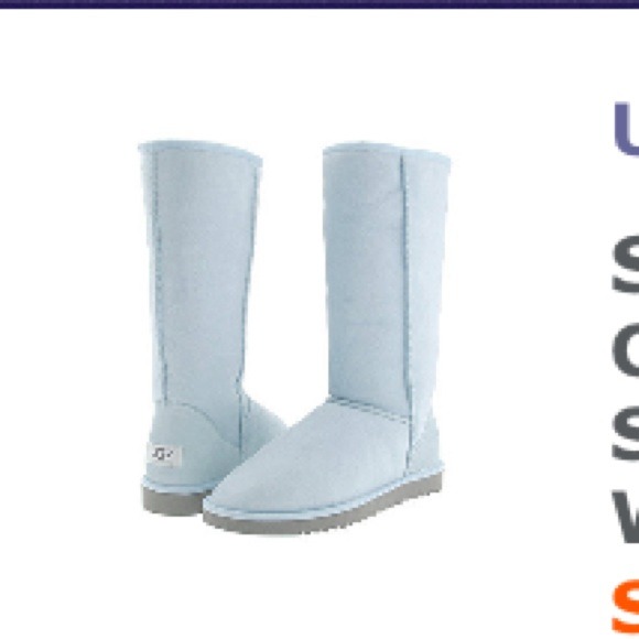 UGG Boots - *Reserved* Ugg baby blue classics, 7 (fit size 8)