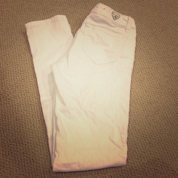👠👠Size 3 white skinny jeans( none brand)👠👠