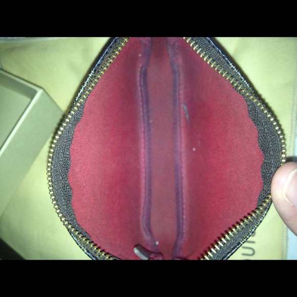 SOLD💯 Authentic Louis Vuitton Mini Pochette - Picture 3 of 4