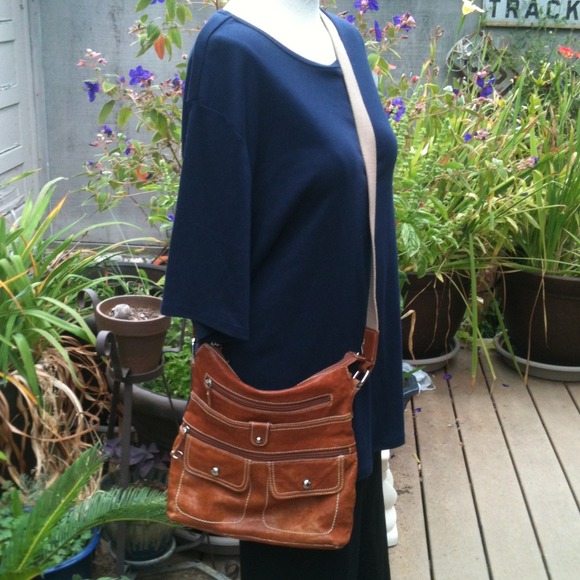 Genuine Leather x-body handbag - Picture 1 of 4