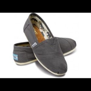 Grey Toms
