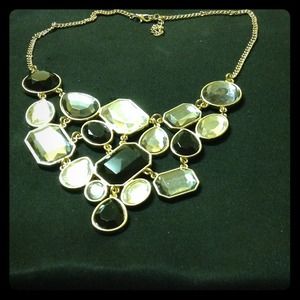Rhinestone chunky necklace.