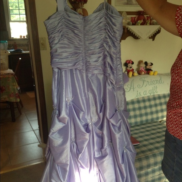 Prom Dress! - Picture 2 of 4
