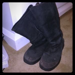 Black uggs