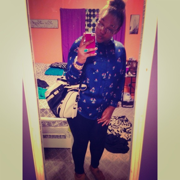 JUST SHARING WITH YOU GUYS MY BAGπππππ - Picture 1 of 1