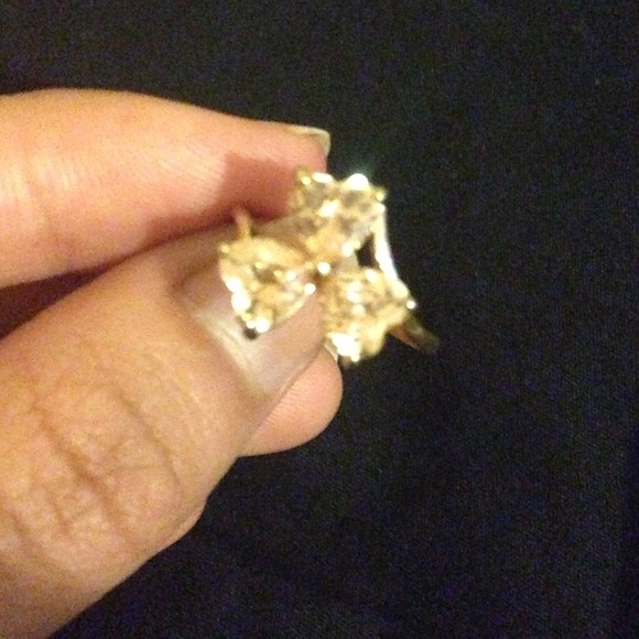 Different ring - Picture 2 of 3