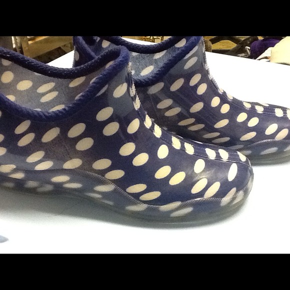 Low cut rain shoes - Picture 1 of 1