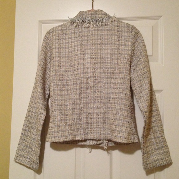 ***SOLD in bundle** Chanel-like blazer jacket - Picture 2 of 4