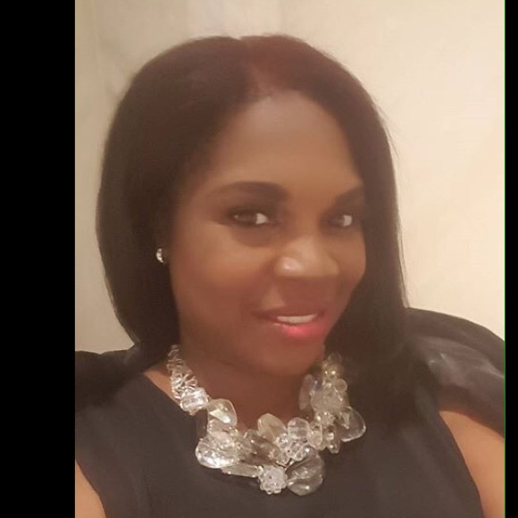 Closet closing make offers - Picture 4 of 5