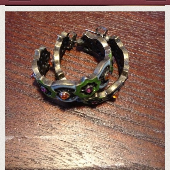Sold in bundle - Picture 2 of 2