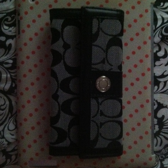 Black wallet
