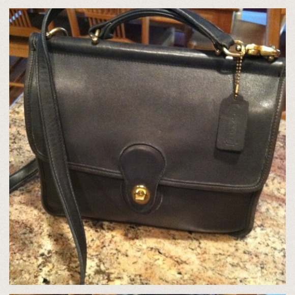 COACH Classic Station bag - Vintage @laurieriales1