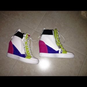 100% Authentic Giuseppe zanotti
