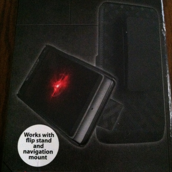Droid RazrM Phone Case - Picture 2 of 3