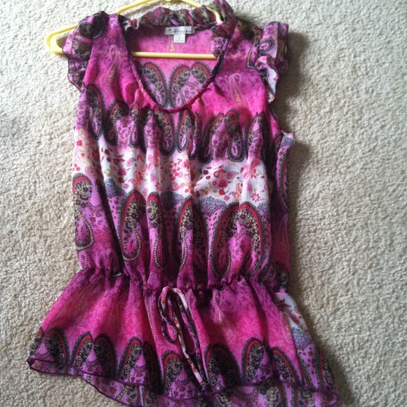Size small shirt - Picture 1 of 1