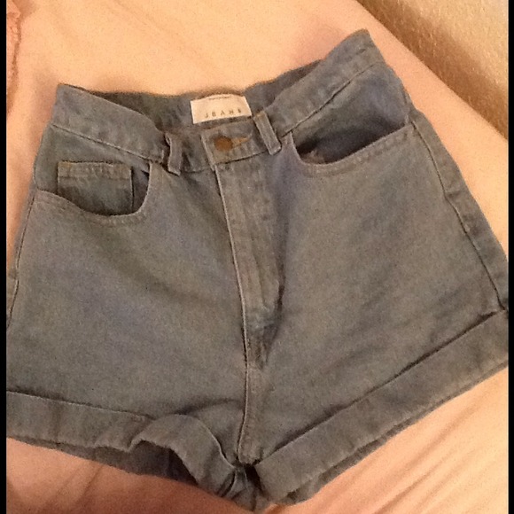 ⭐⭐⭐American Apparel high waisted shorts⭐⭐⭐