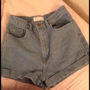 ⭐⭐⭐American Apparel high waisted shorts⭐⭐⭐