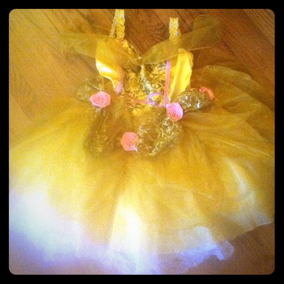 Beauty and the beast Belle Halloween costume 🎃