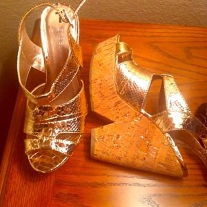 BCBG Generation *EDELLE* Cork Open Toe Wedge Pump