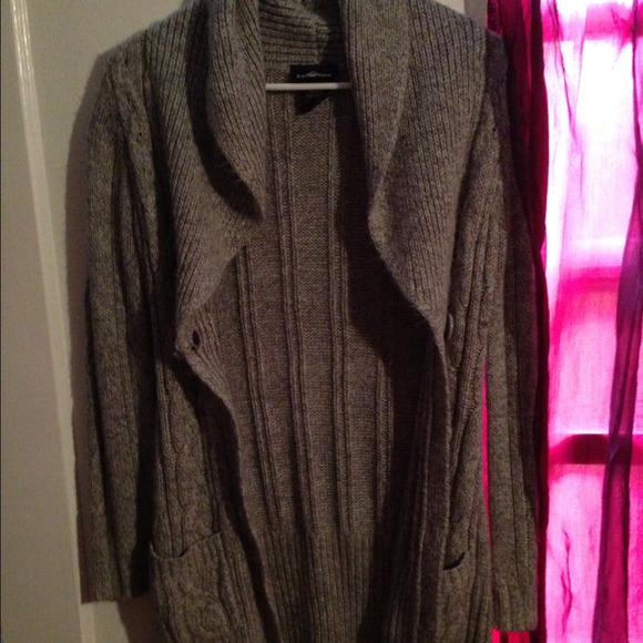 Grey sweater