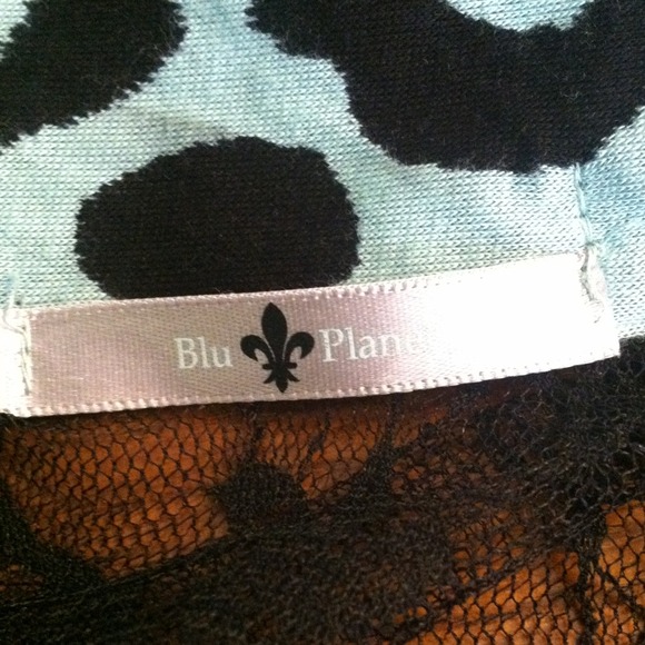 - Leopard Blouse - Picture 3 of 3